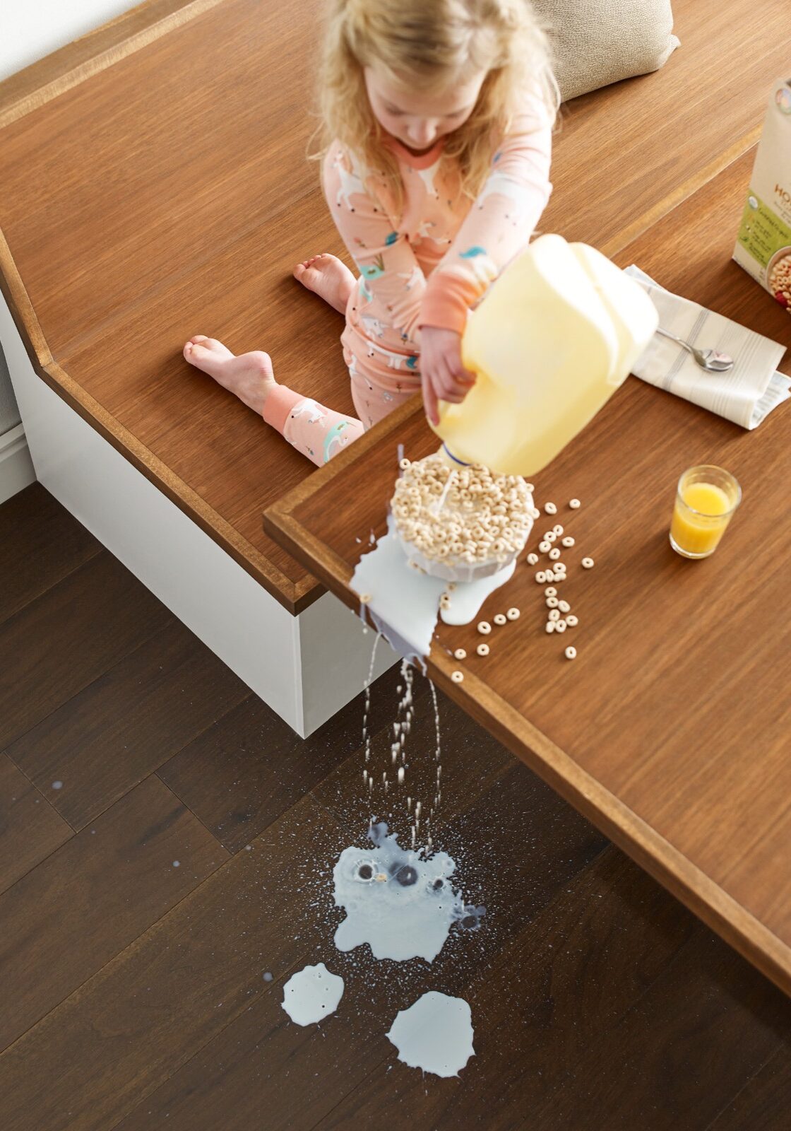 Milk spill cleaning | Floor to Ceiling Mitchell